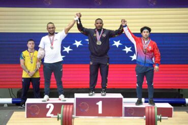 Halterofilia dominicana destaca en clasificatorio rumbo a Santo Domingo 2026