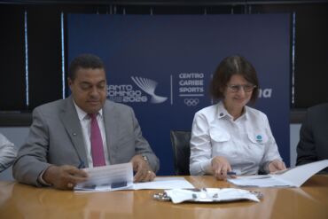 Comité Organizador y Grupo Ramos firman acuerdo