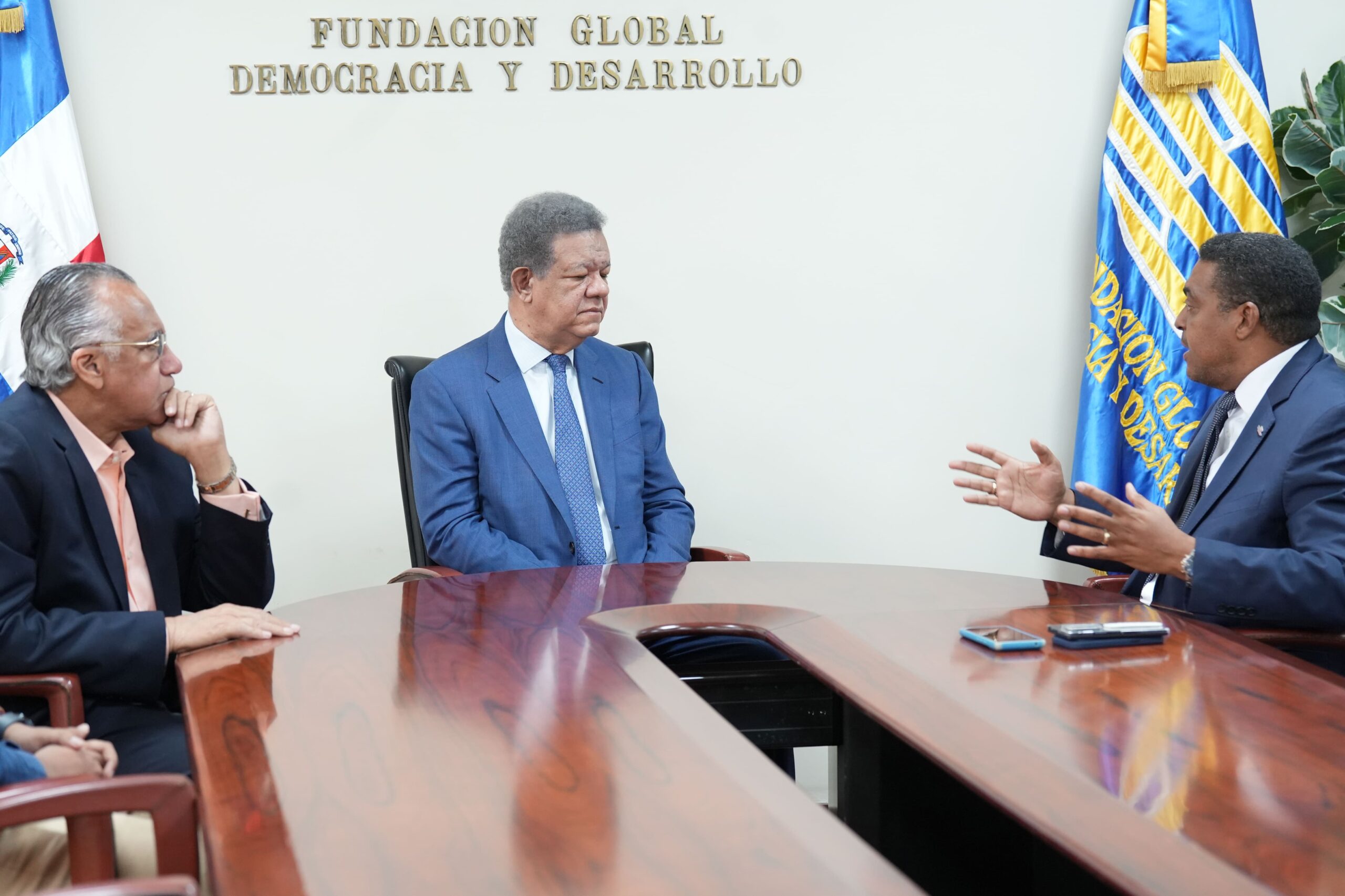 Leonel Fernández, José P. Monegro y Luis Mejía Oviedo