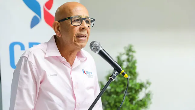 Profesor Nelson Ramírez