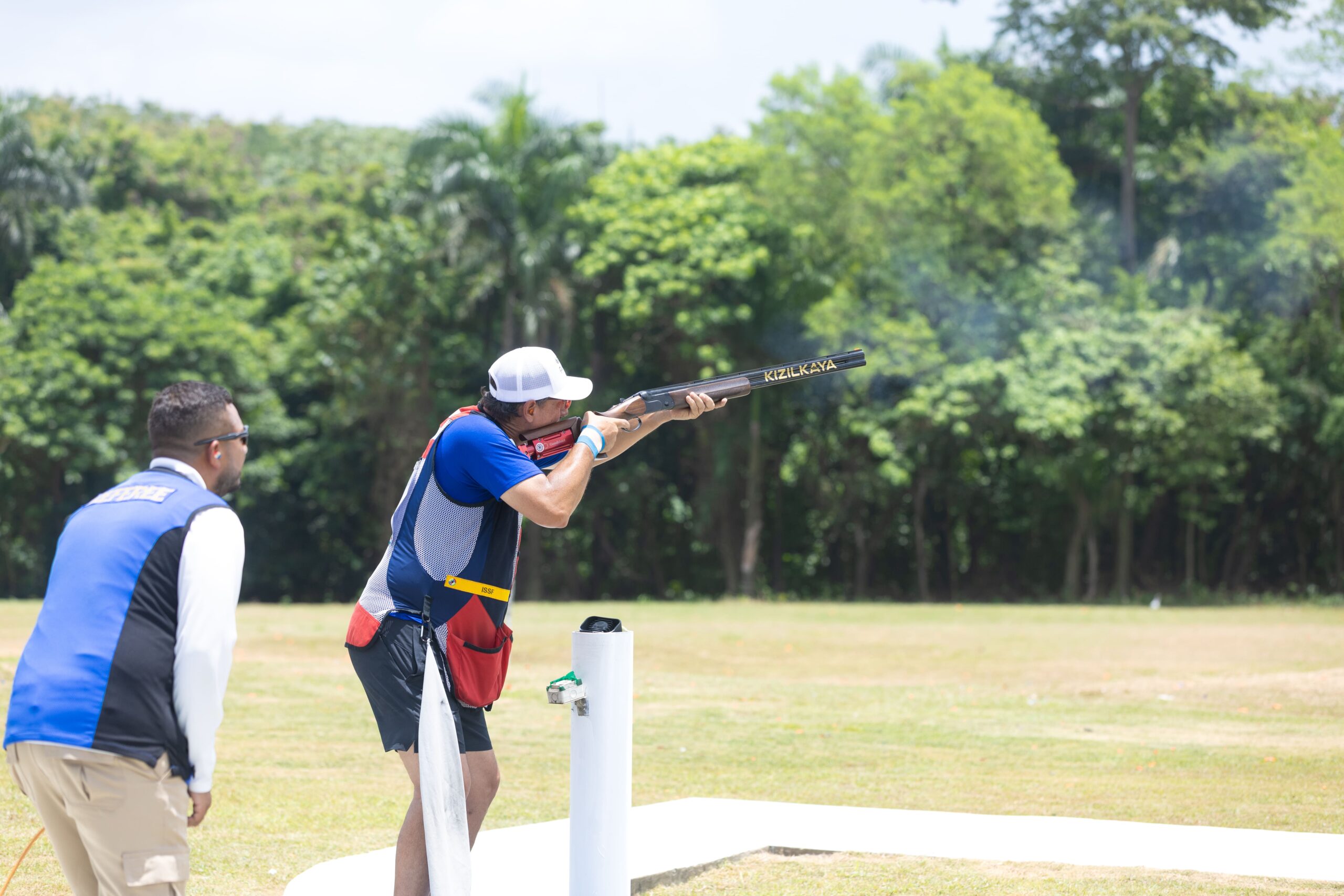 Guatemala domina la clasificación masculina del skeet tras la primera jornada