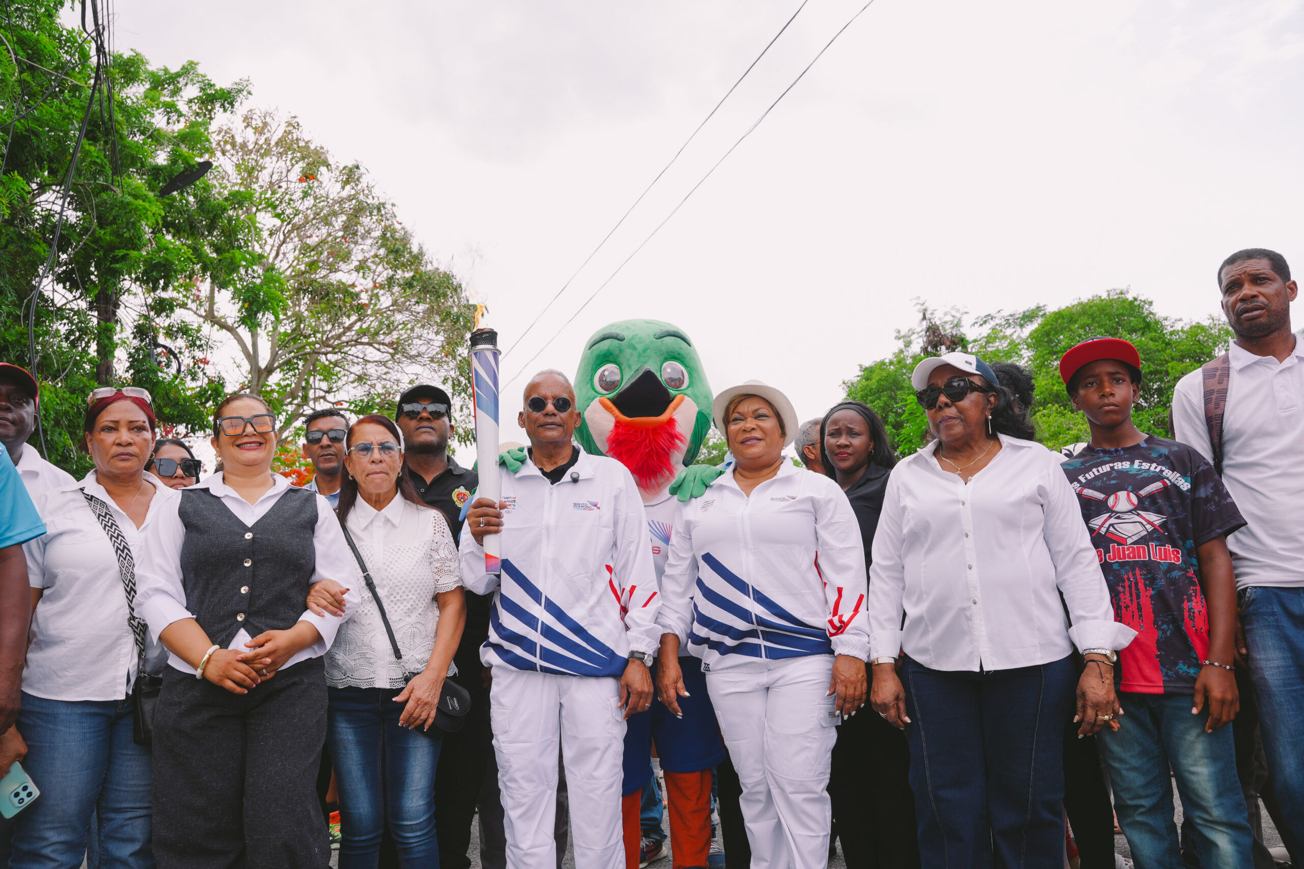 Llama de los valores Wiche García Saleta recorre Boca Chica